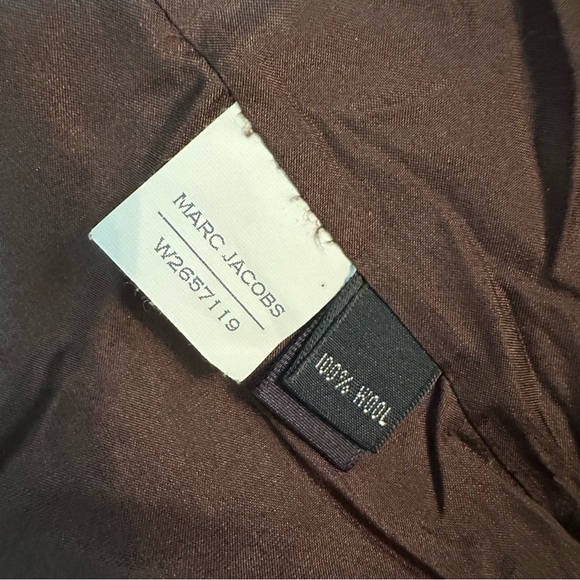 Marc Jacobs Plaid Print Knee-Length Wool Skirt (size 6) - Picture 4 of 10